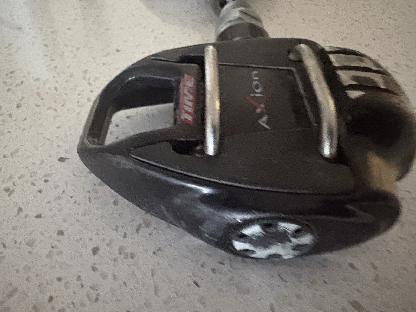 TIME Axiom Road Clipless Pedals Pair Black Metal 9/16 in Axle