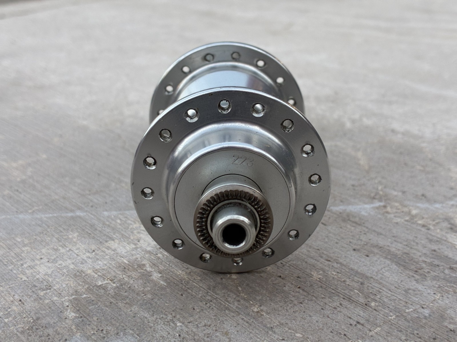 Hugi Compact QR Rear Hub | 32-hole / 130 OLD / EXC / Made in Germany