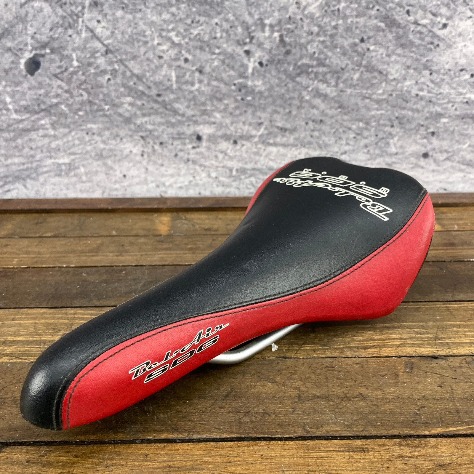 Vintage SDG Seat Bel Air Red Black BMX Speed Defies Gravity MTB Mountain Cuts A4
