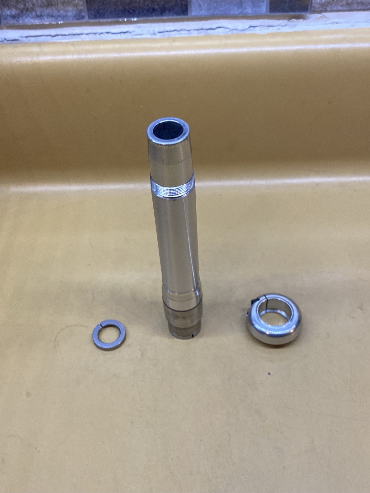 Complete Rear Chris King ISO 12mm x 142mm Thru-Axle Hub Axle