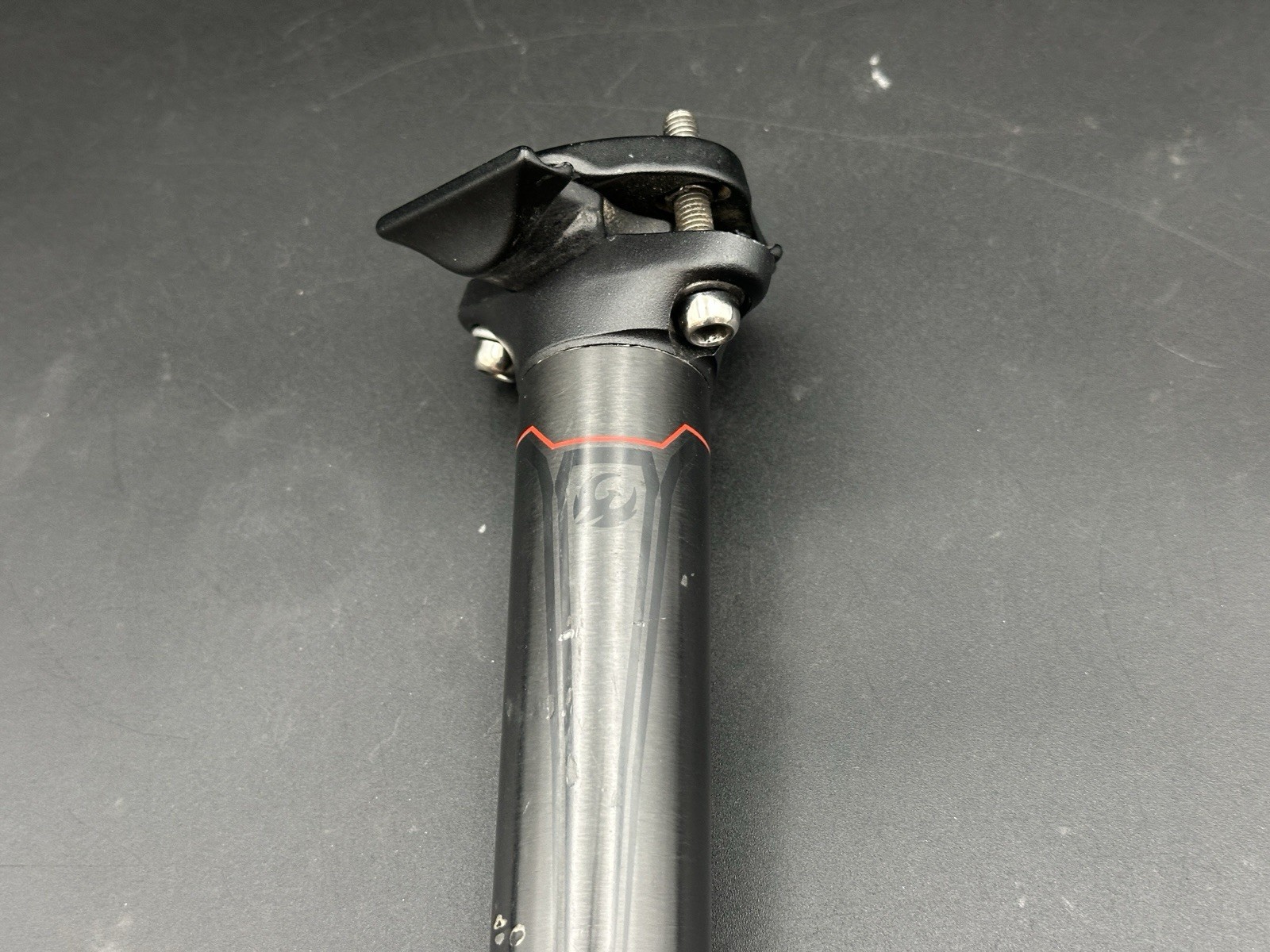 Pivot Phoenix Seatpost Black Carbon 30.9mm x 370mm Road Mountain Bike