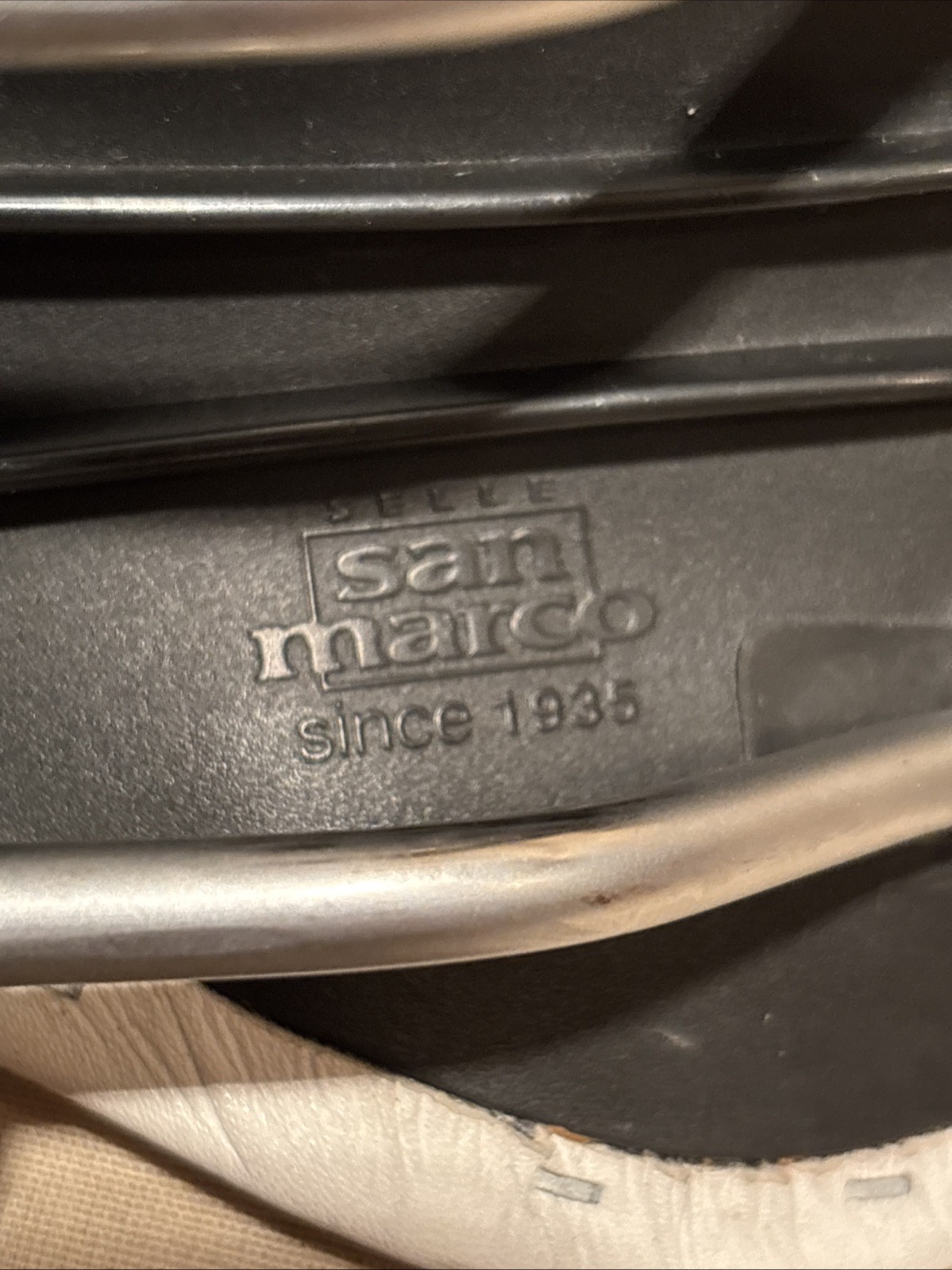 Vintage Selle San Marco Carbon Steel saddle Jamis Bike Carbon Seat-post 27.2mm