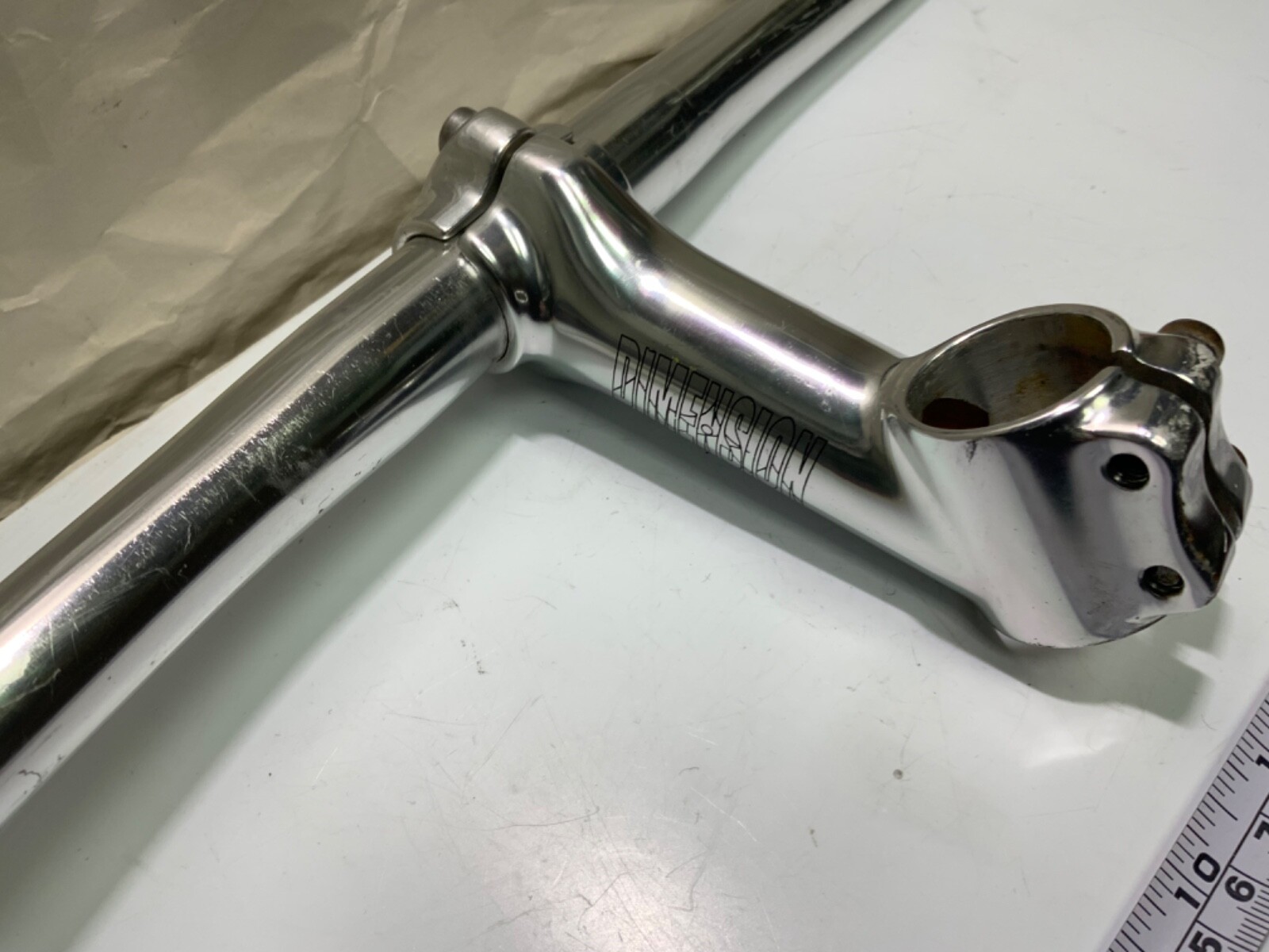 Unbranded Handlebars with a Dimension Stem