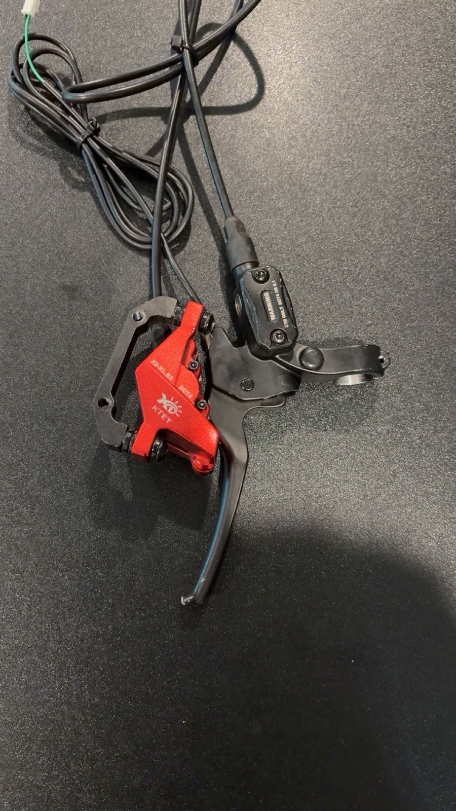 KTET XD-KL-BS Hydraulic Disc Rear Brake Lever & Caliper Set Red/Black Aluminum