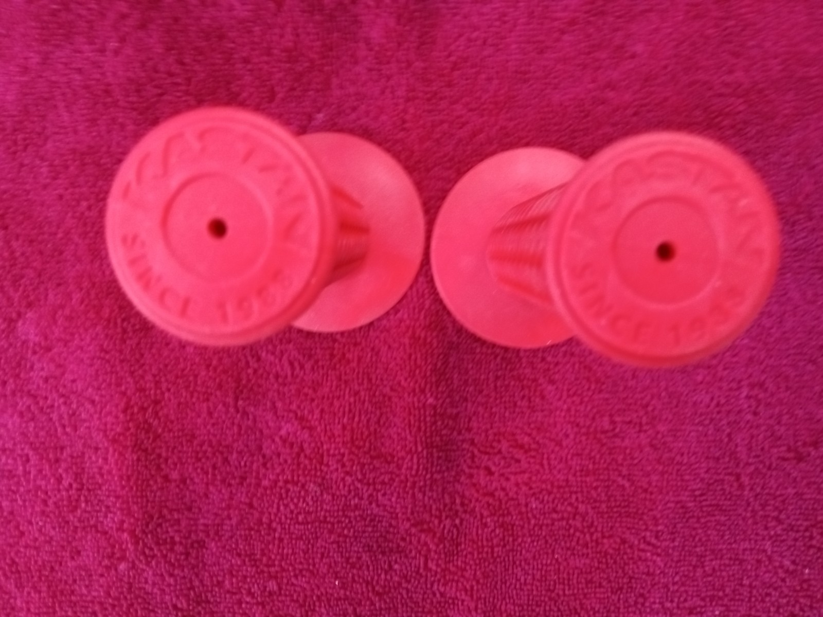 Redline by Kastan BMX Grips Red Oakley Style