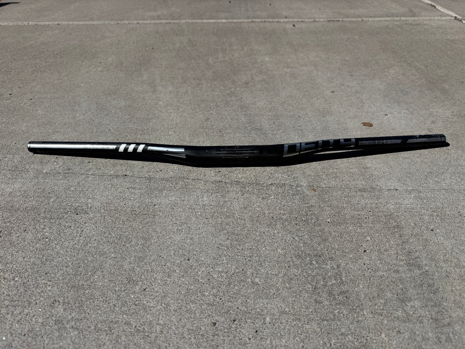Deity Speedway Carbon MTB Bike Handlebar 800 x 35mm Clamp 15mm Rise – Silver