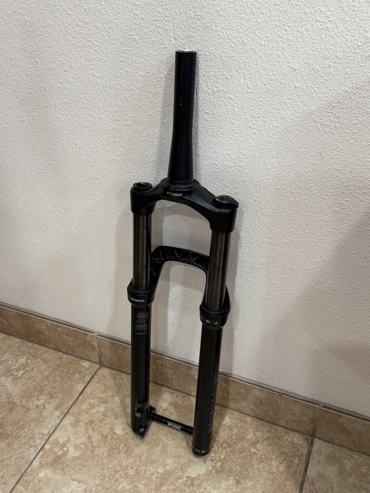 Rock Shox Recon Air Mountain Bike Fork 29 Disc Tapered 7 1/4″ Steerer 140mm TVL
