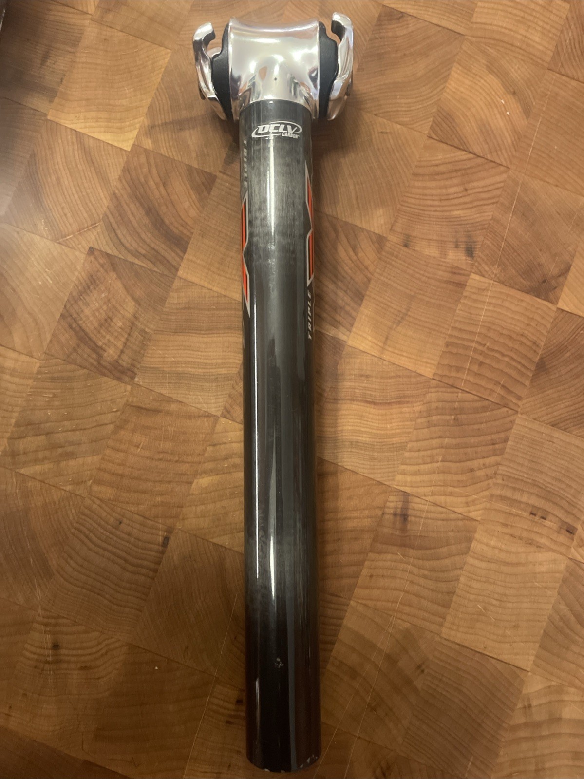 Vintage NOS BONTRAGER XXX Lite Carbon OCLV Seatpost 27.2mm x 5º x 250mm. (FSW)