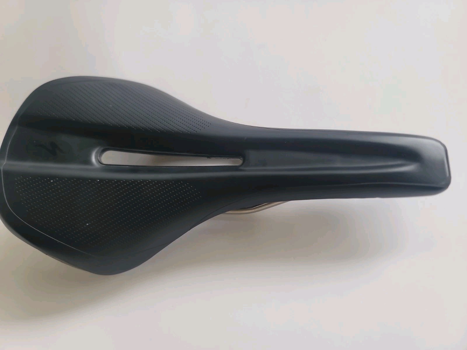 143mm Specialized Phenom Comp Cr-Mo Rail Road Saddle 245g