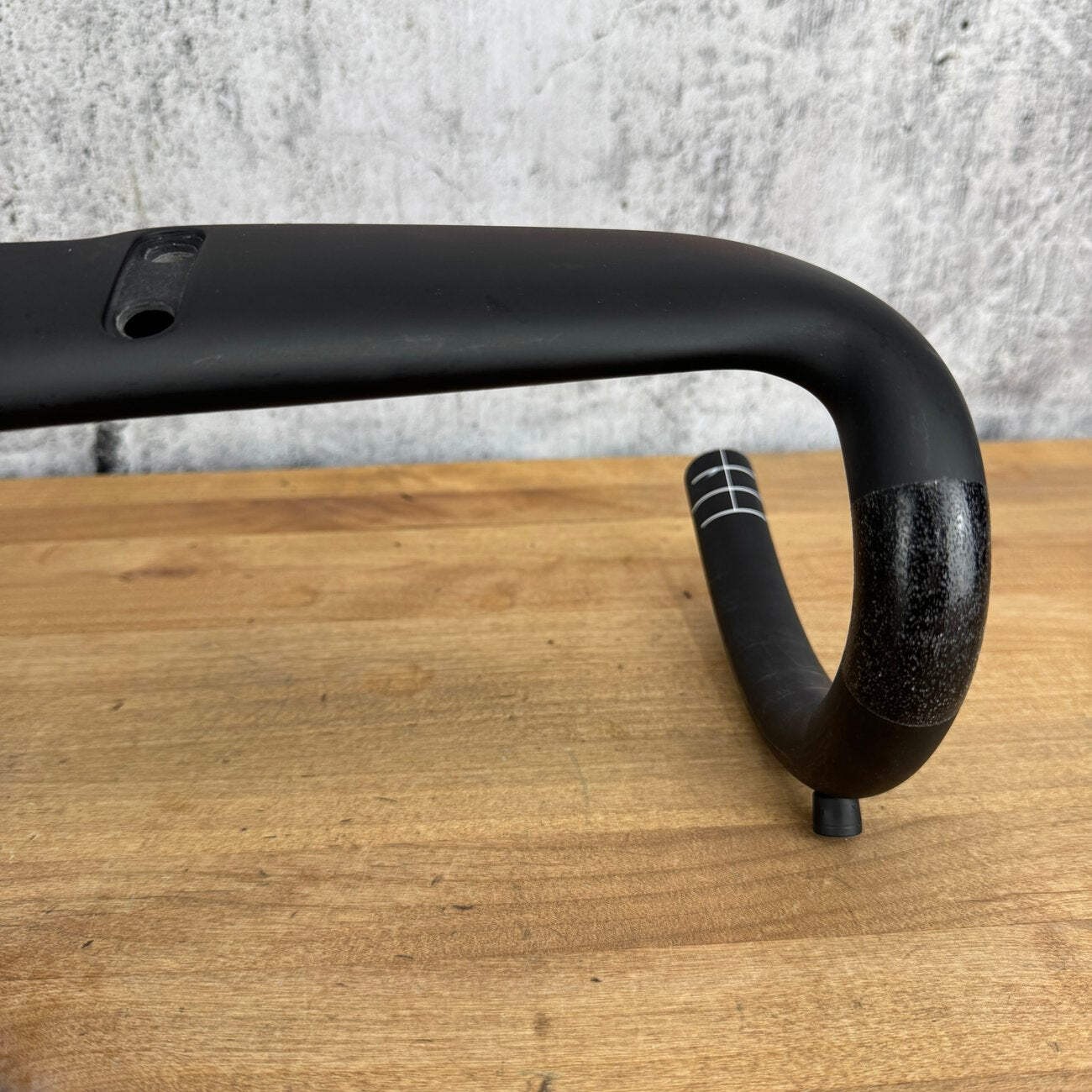 Cervelo HB14 42cm Carbon Aero Handlebar Di2 Compatible 80mm Reach 128mm Drop