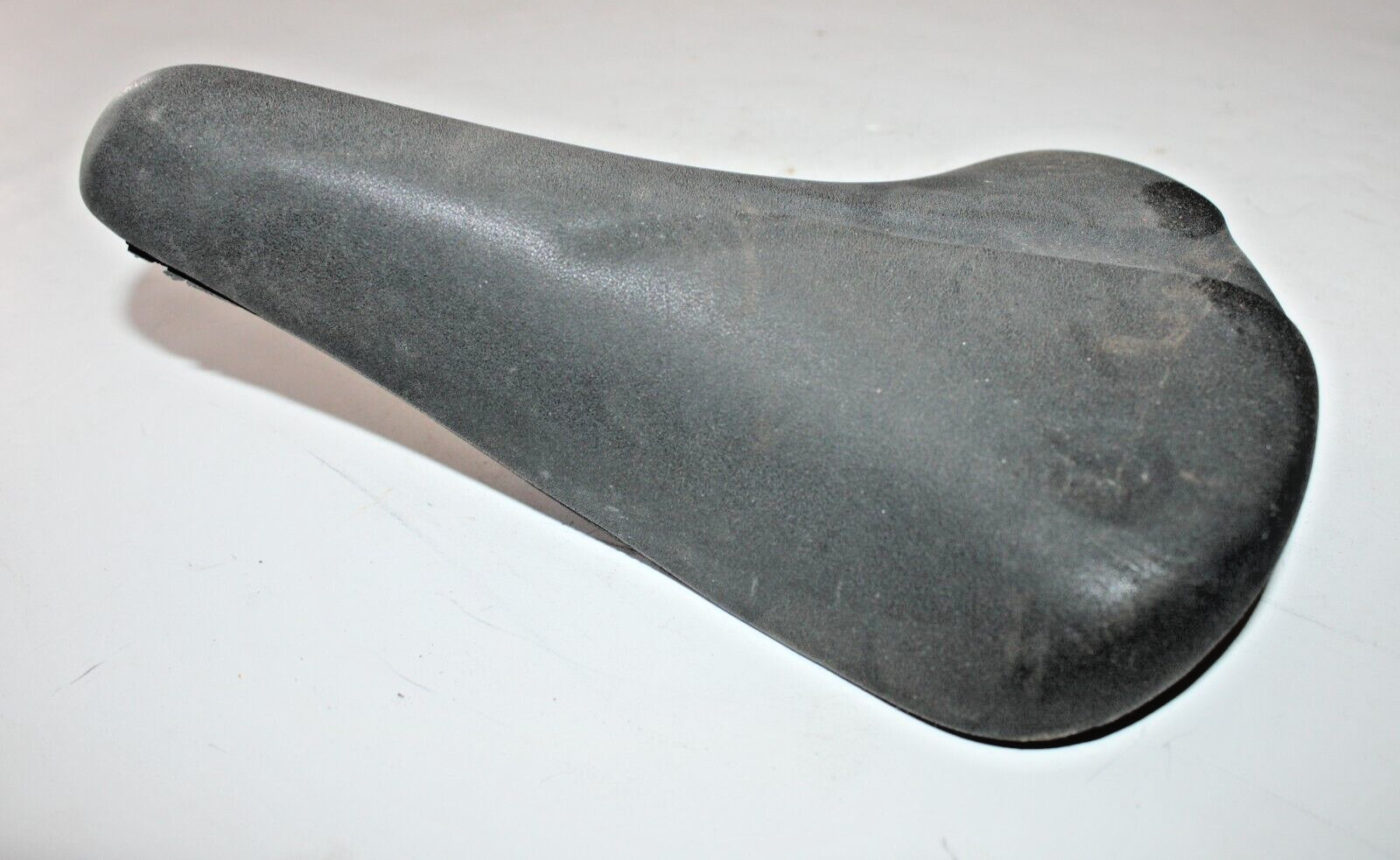 Vintage Hybrid Bike Saddle 265/190mm Black 465g Cruiser MTB Touring USA Shipper