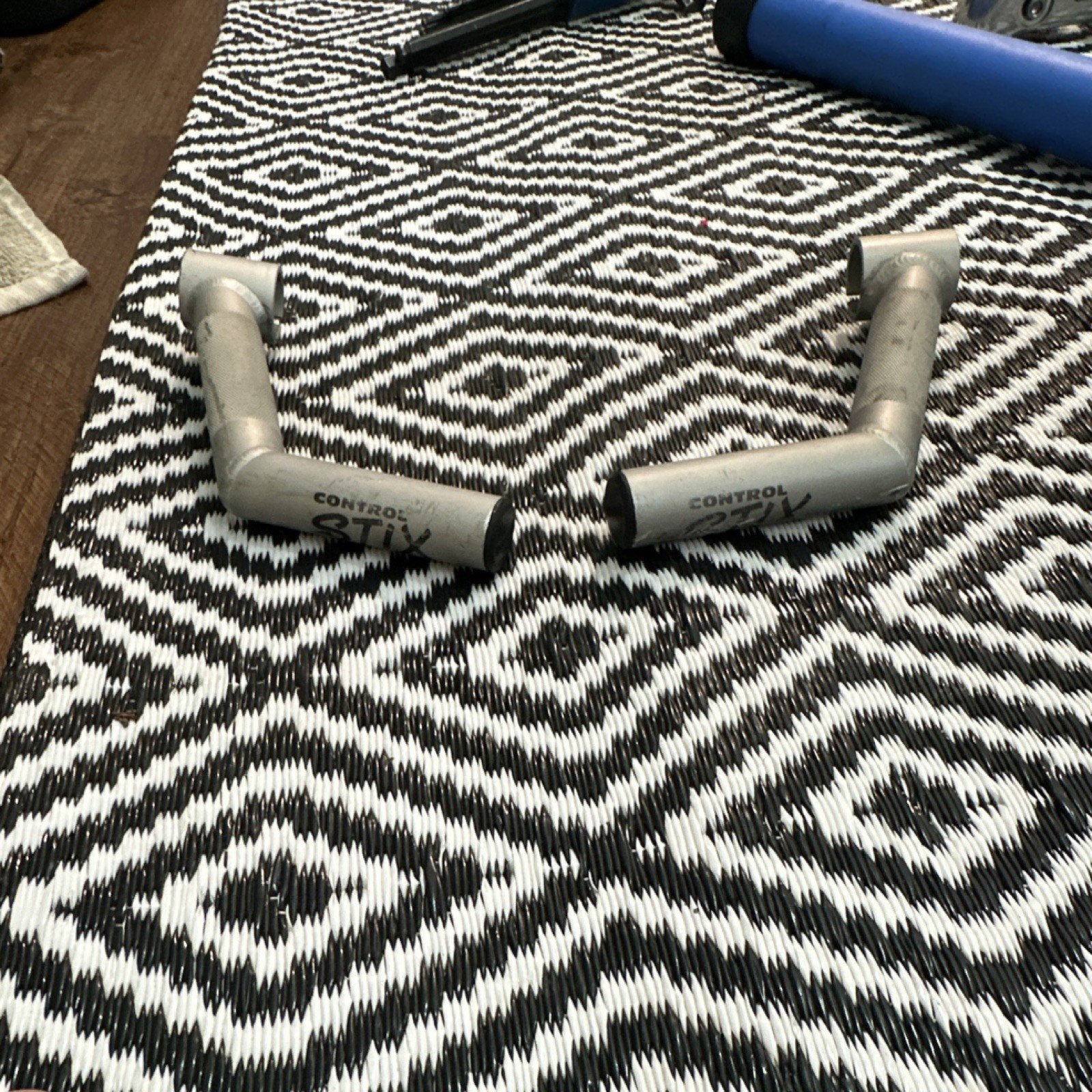 Control Tech Stix Aluminum Bar Ends Silver/Black