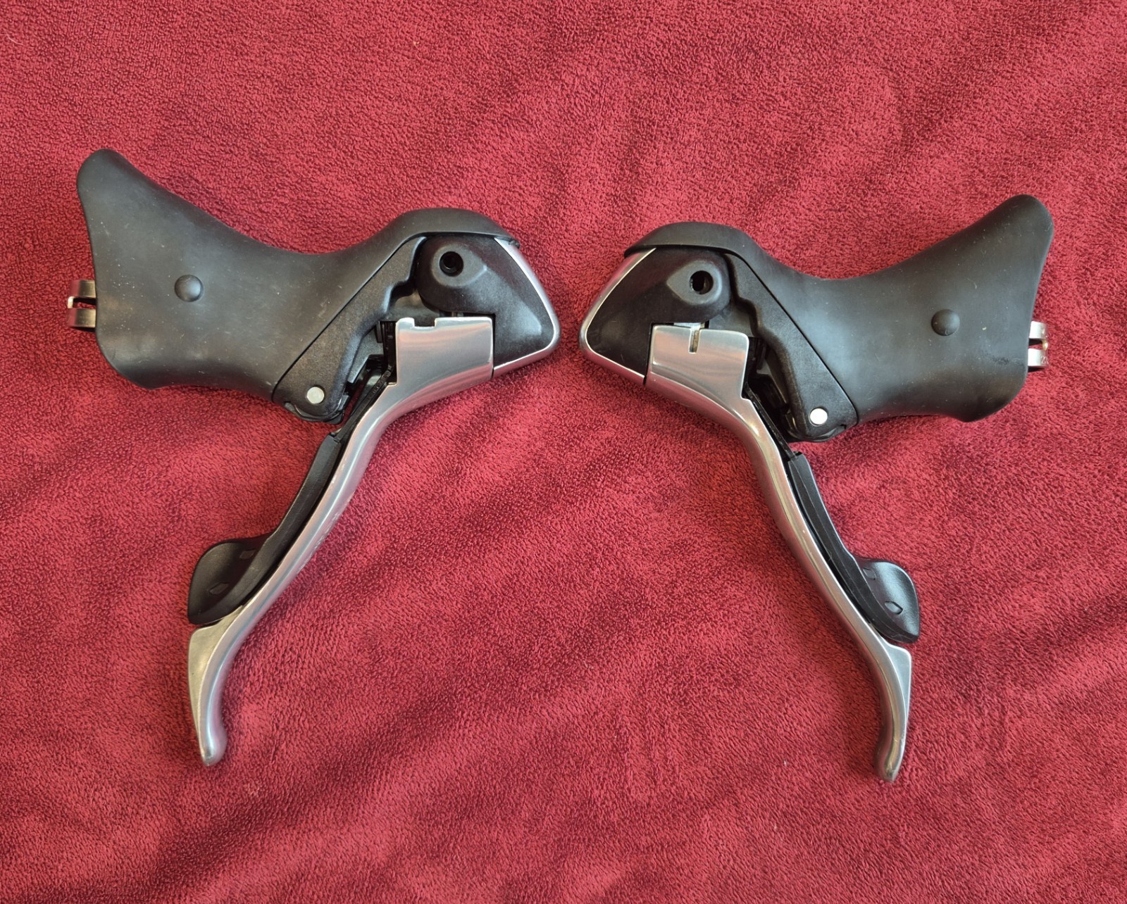 Shimano ULTEGRA 2 x 10-Speed Dual Control STI Road Brake Lever/Shifter Set