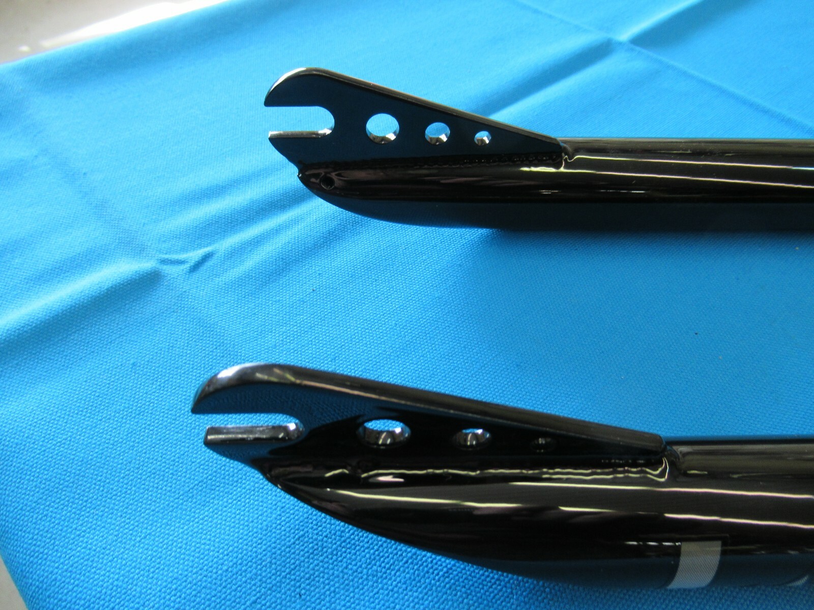 SE Bikes BMX Bicycle 26″ Black Landing Gear 1-1/8″ Threadless Fork Tube – New