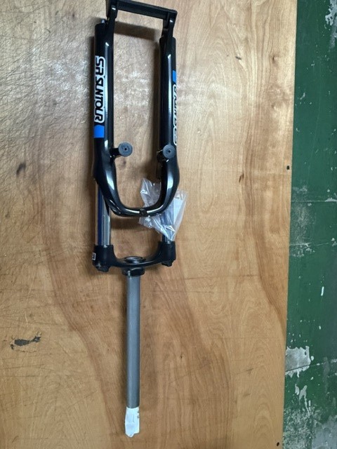 Sr Suntour XCE Suspension 1in 26in Threadless