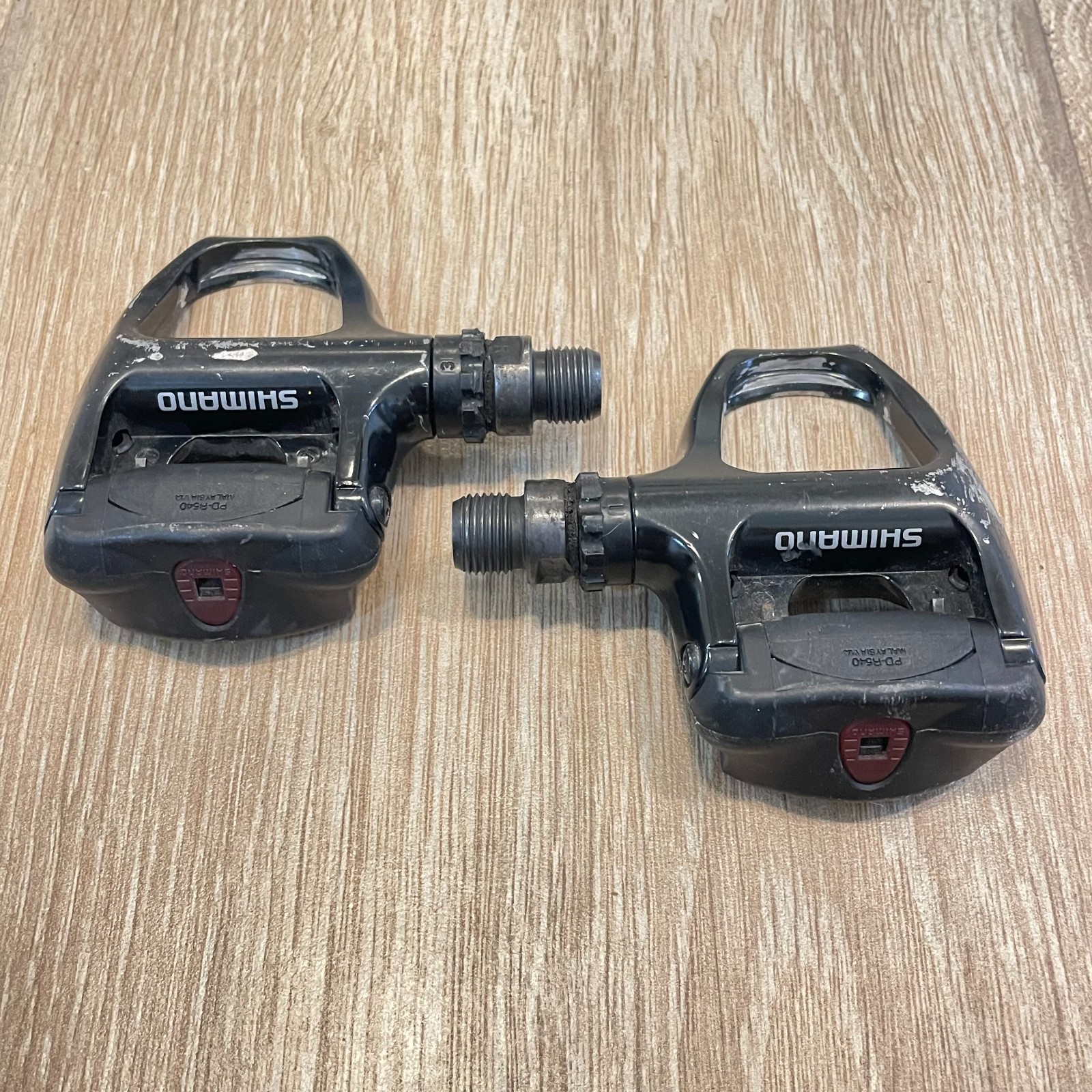 Shimano PD-R540 Clipless Road Bike Pedals SPD SL 3 Bolt Black