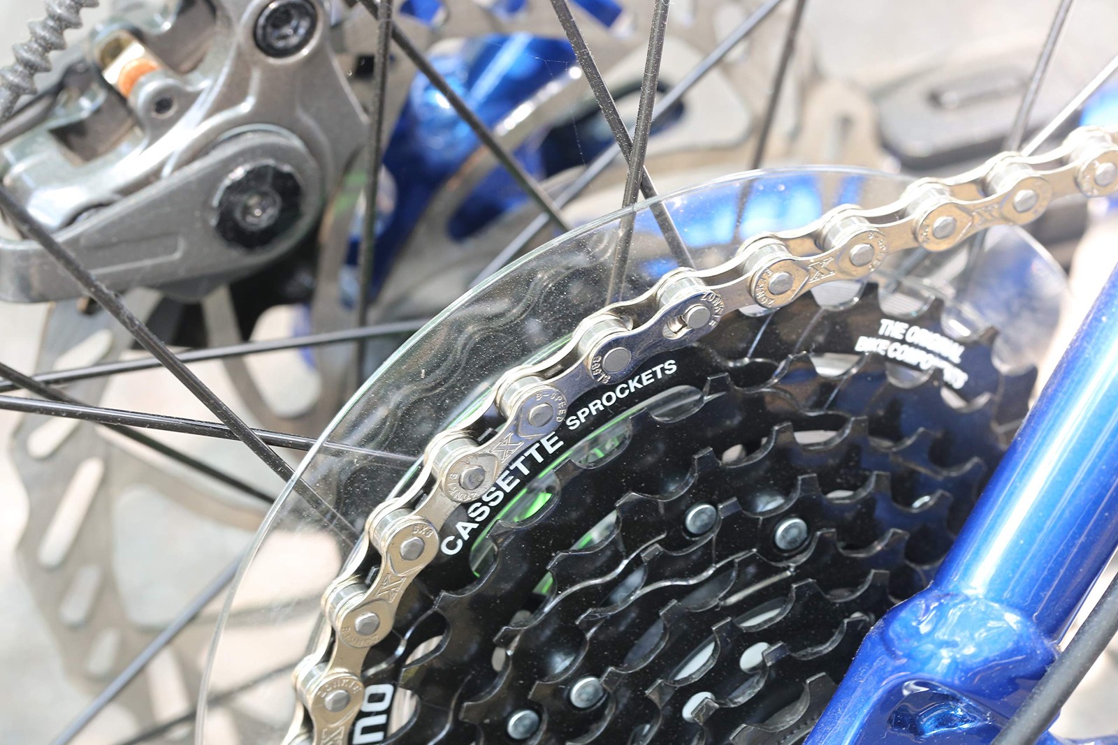 ZONKIE 6/7/8 Speed Bike Chain 1/2 x 3/32 Inch 116 Links Silver