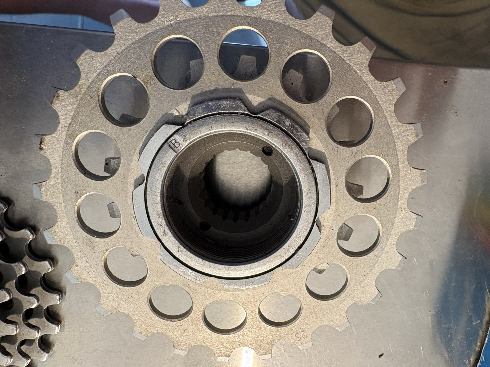 Zeus 2000 Alloy/Titanium Freewheel English Threaded
