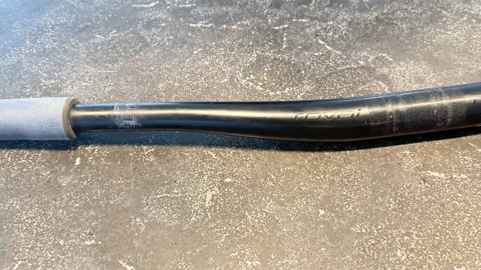 Roval Control SL Carbon Handlebar: 780mm Width, 35mm Clamp, 20mm Rise
