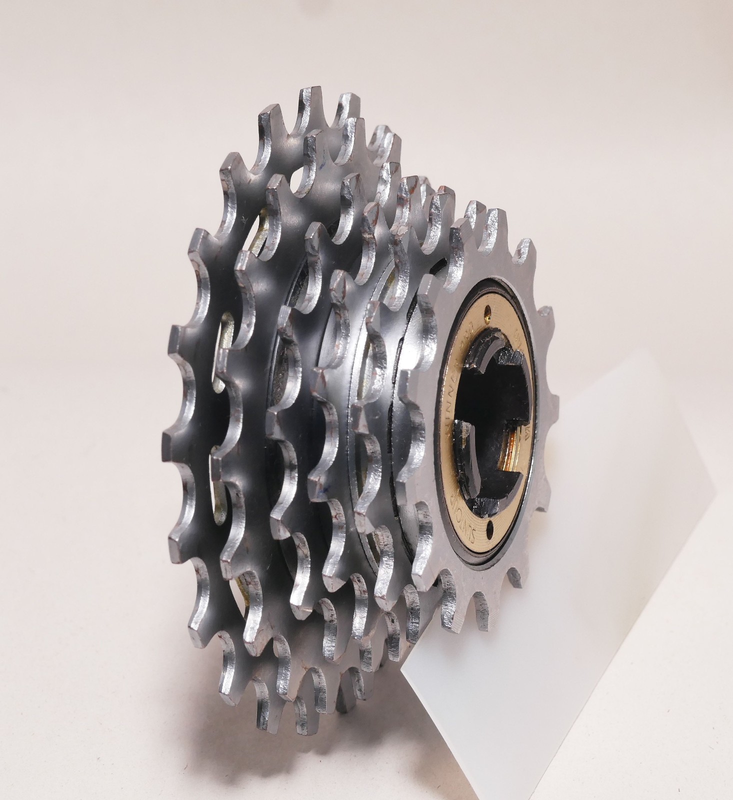 Suntour Winner Pro Ultra 6 Speed Freewheel 13 14 15 16 19 21 Four Prong Threaded