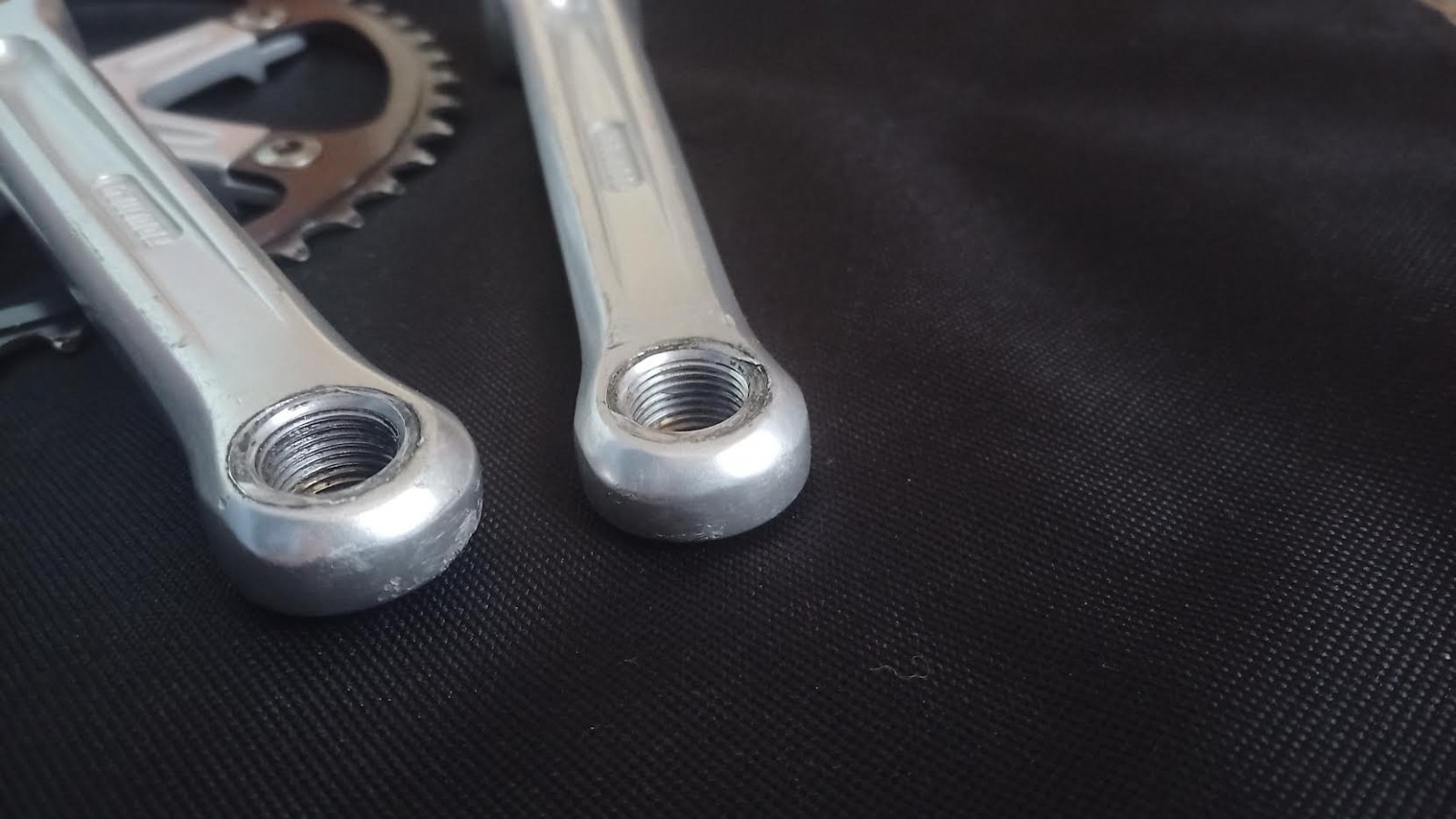 Tourney crankset 170 with FSA bolts & 44t 130mm chainring old school bmx