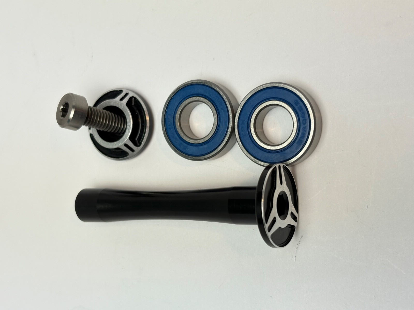 NOS Giant Anthem X Bearings Bolts Spacer Kit Full Set ’09-’12/26″ & ’11-’17 29er