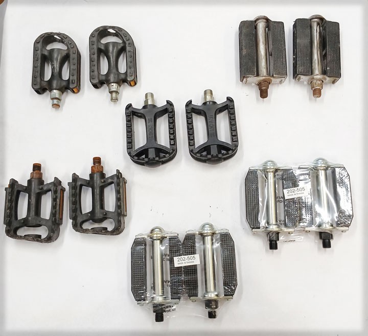 BIKE BICYCLE LOT – PEDALS, SIX PAIRS, MISCELLANEOUS as shown (Two New, Four Used