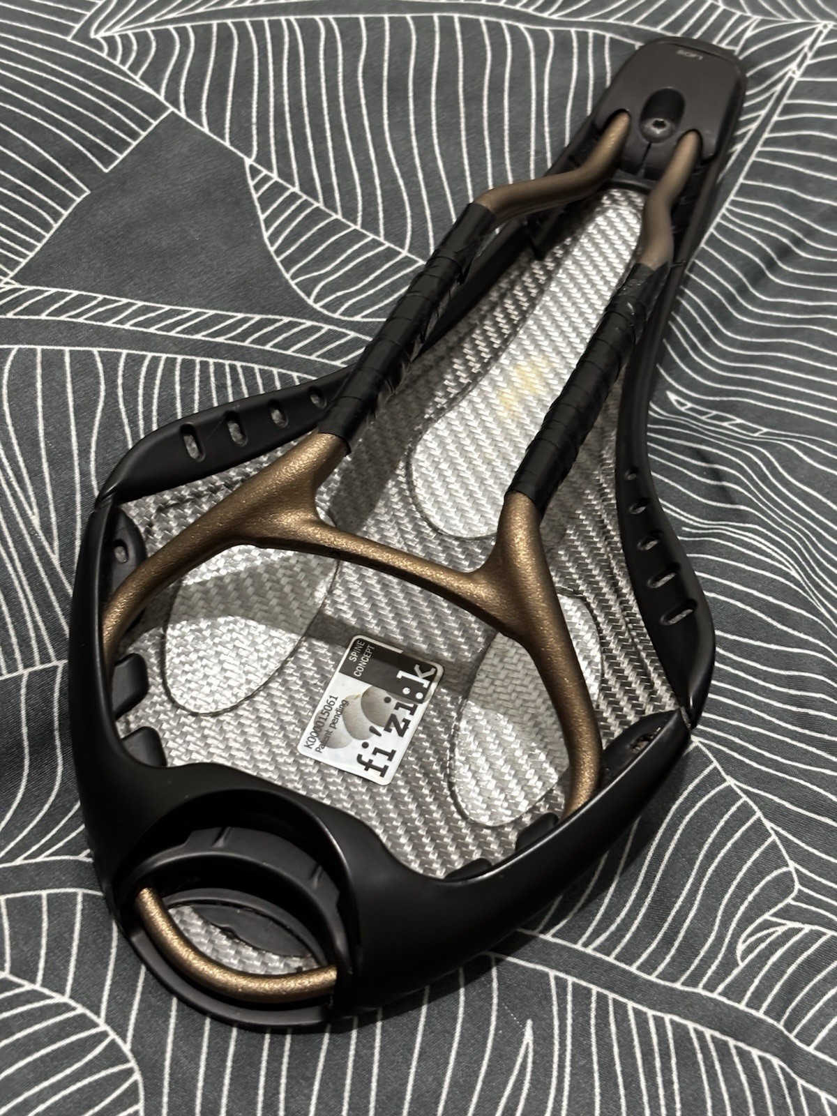 Fizik Kurve Saddle Enve Njs Thomson Sugino Zipp Specialized Selle Cinelli Advan