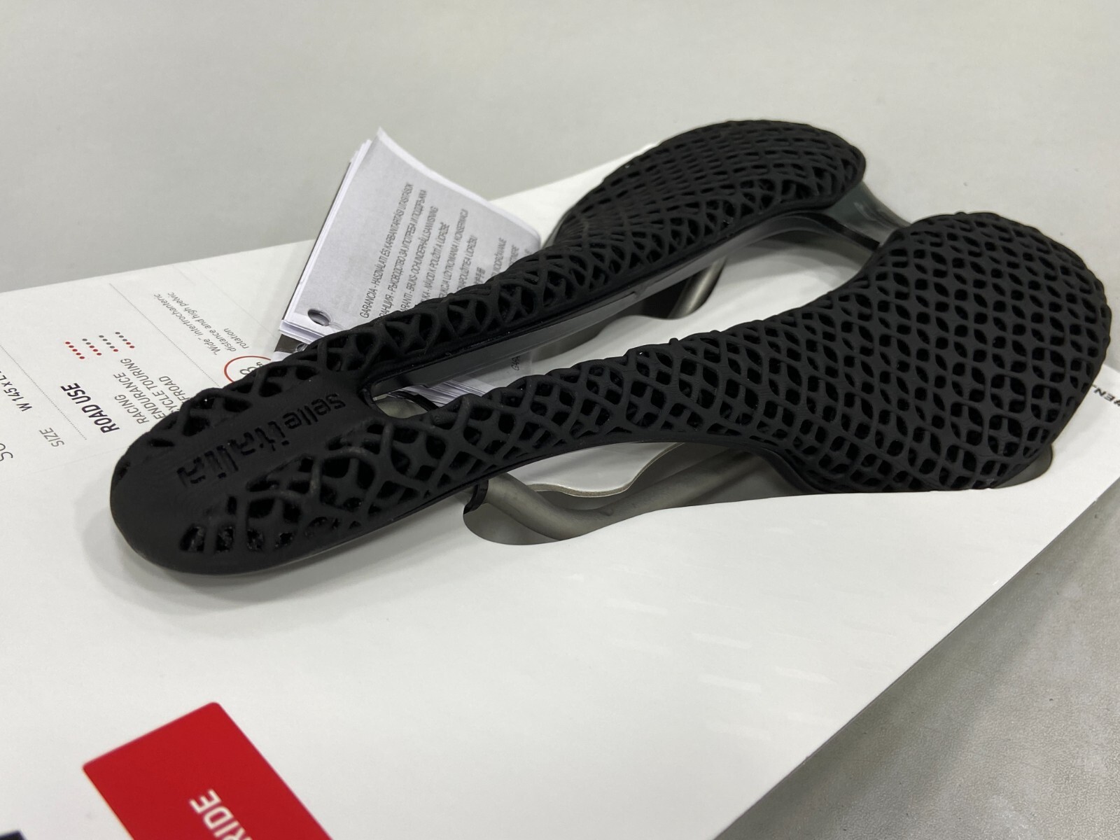 Selle Italia SLR Boost 3D Ti316 Superflow L3(145x248mm) Bicycle Saddle (Black)