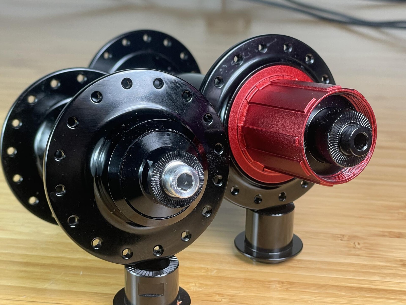 9:ZERO:7 Fat Bike Disc Hub Set 32h 135x192mm QR Shimano HG 8/9/10 Speed – Black