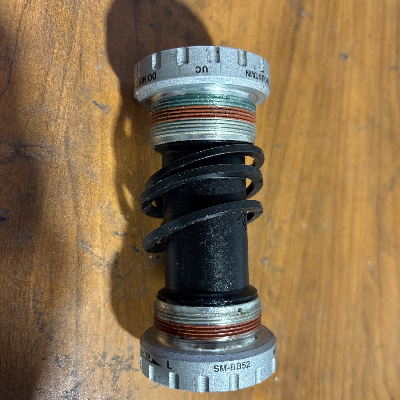 Genuine Shimano Deore SM-BB52 68/73mm BSA Hollowtech Bottom Bracket MTB Bike