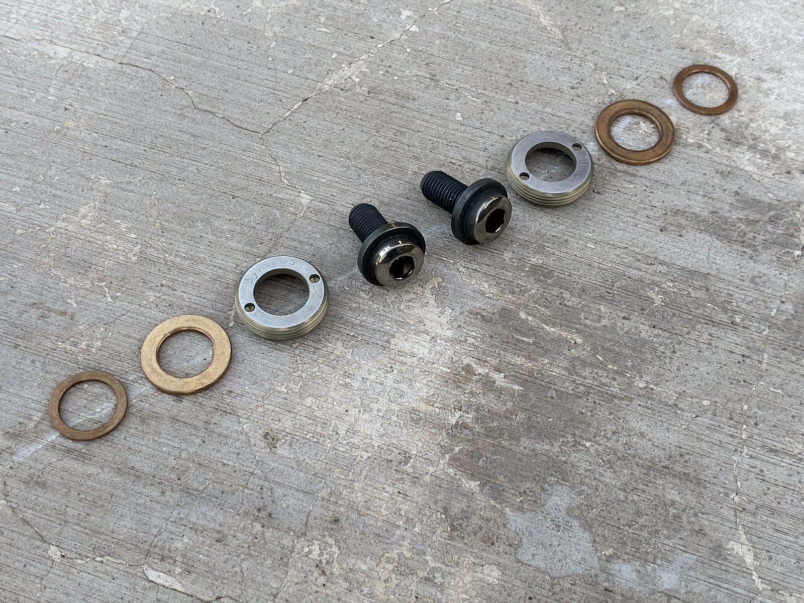 NOS Syncros Crank-O-Matic Titanium Self Extracting Crank Bolts | Made in Canada