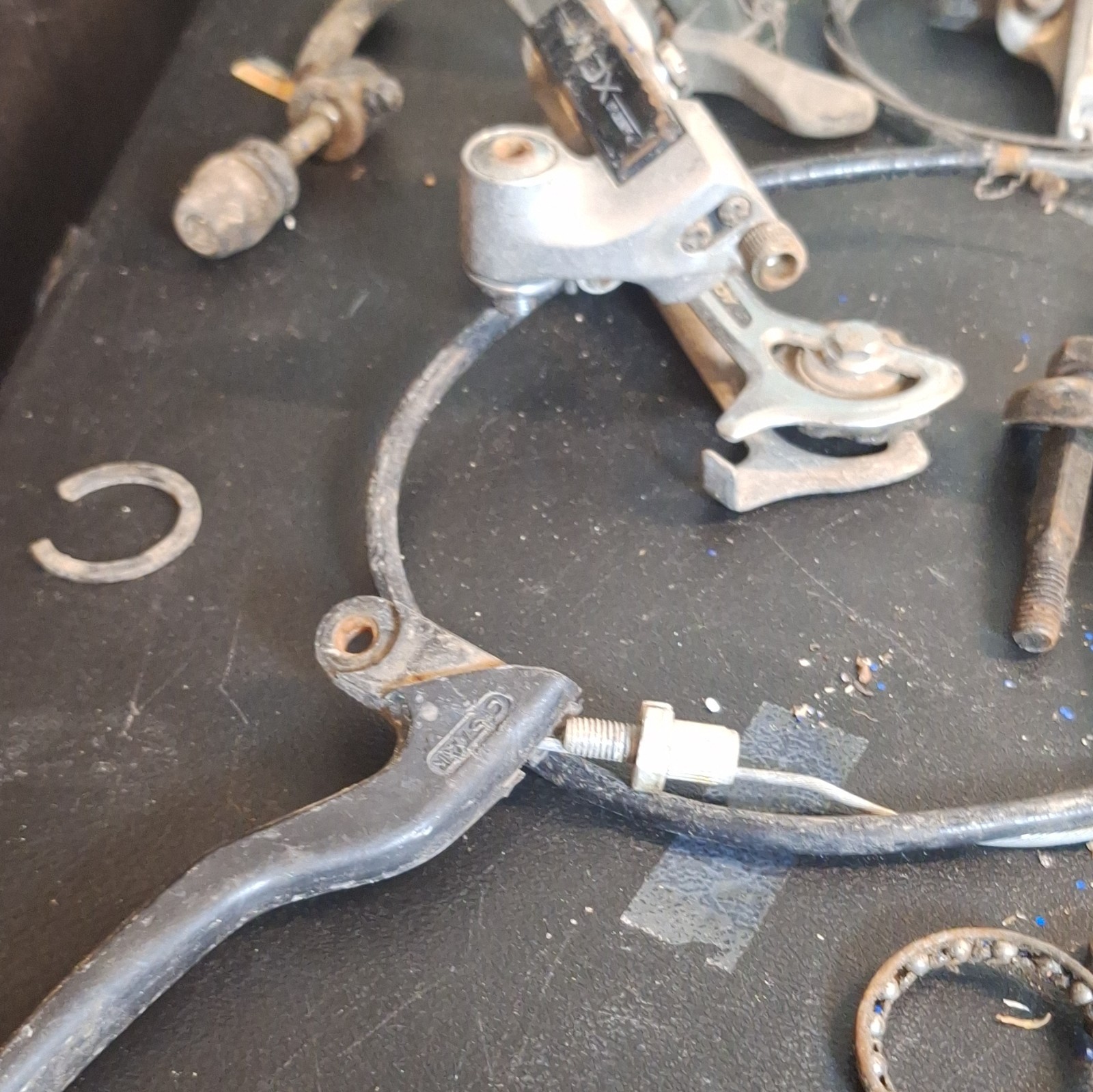 Vintage Giant Bicycle Parts Lot – Great for Restoration or Project