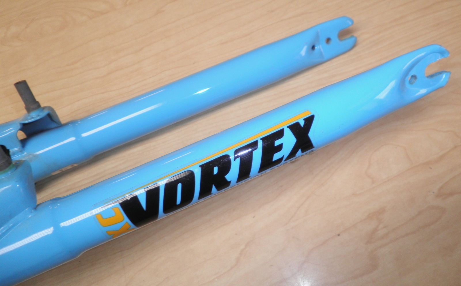 VORTEX XC 26″ MOUNTAIN LT BLUE/BLACK/YELLOW SUSPENSION FORK BIKE PARTS 641-2