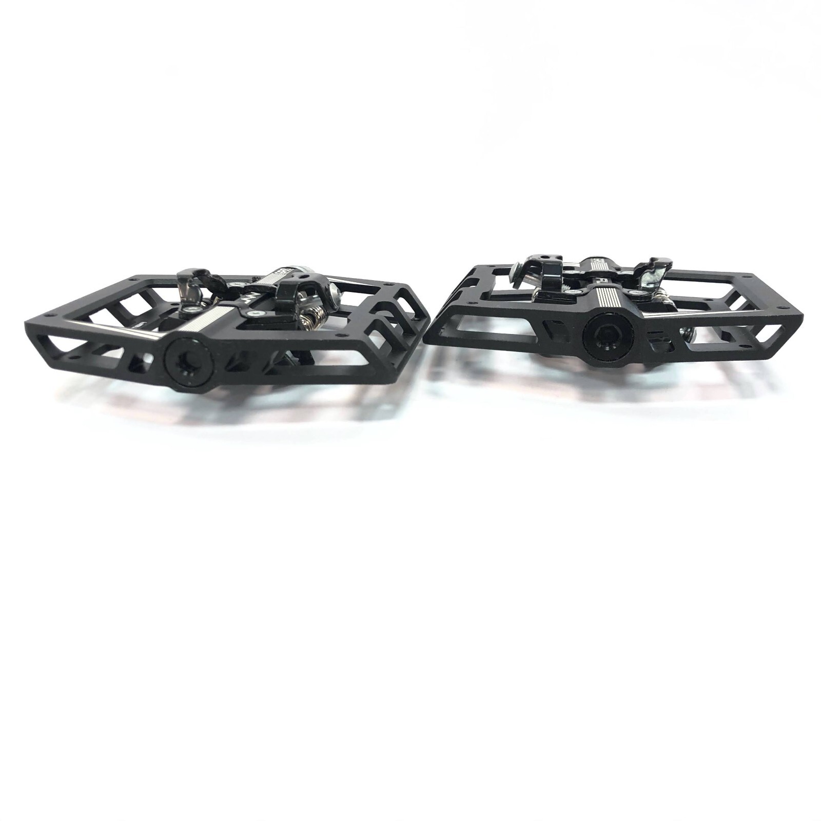 Funn Mamba Double-Sided Clipless Pedal,9/16-inch CrMo Axle(Black)- Nearly New