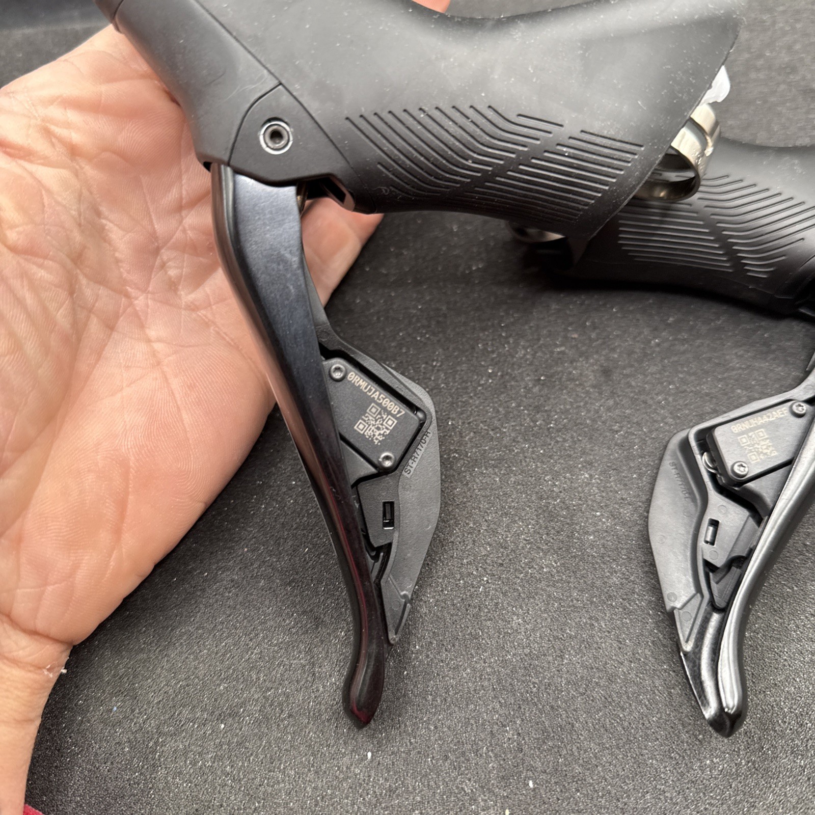 Shimano R7170 105 Di2 2×12 12 Speed Hydraulic Disc Shifters Set (NW)