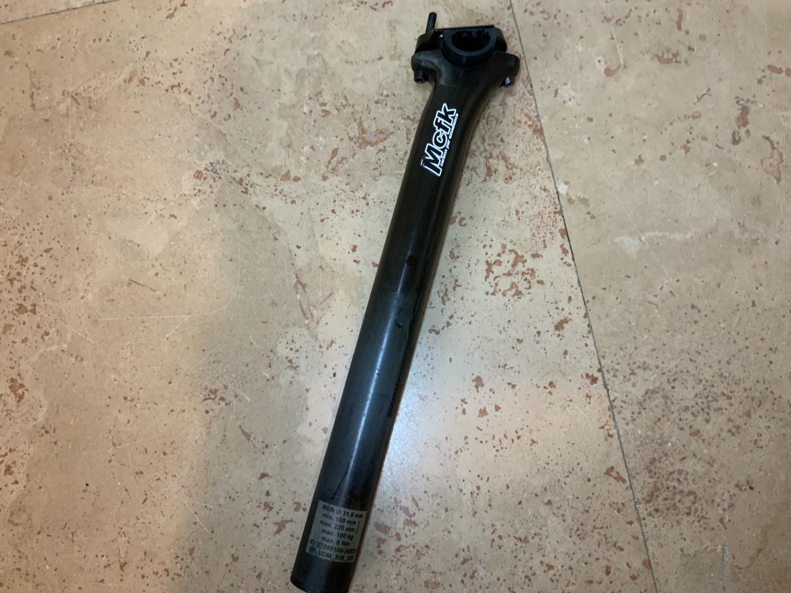 MCFK Carbon Seatpost 31.6mm Ultralight 144g w/ Clamp Black Germany