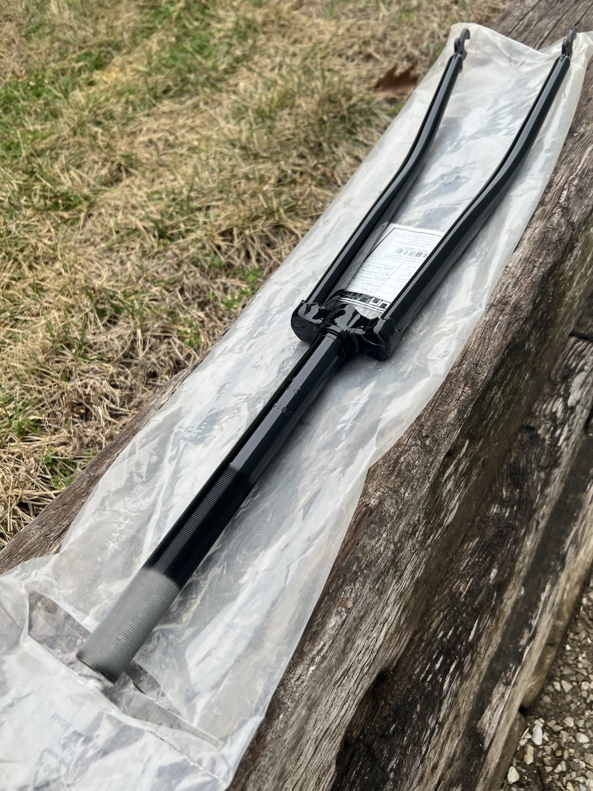 New ~ Sunlite 1″ Threaded Road Fork QR 27″ wheel 250mm steerer vintage Black