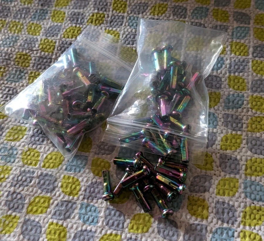 72pcs 14mm 14G 2.0 Brass Bike Spoke Nipples Oil Slick Jet Fuel