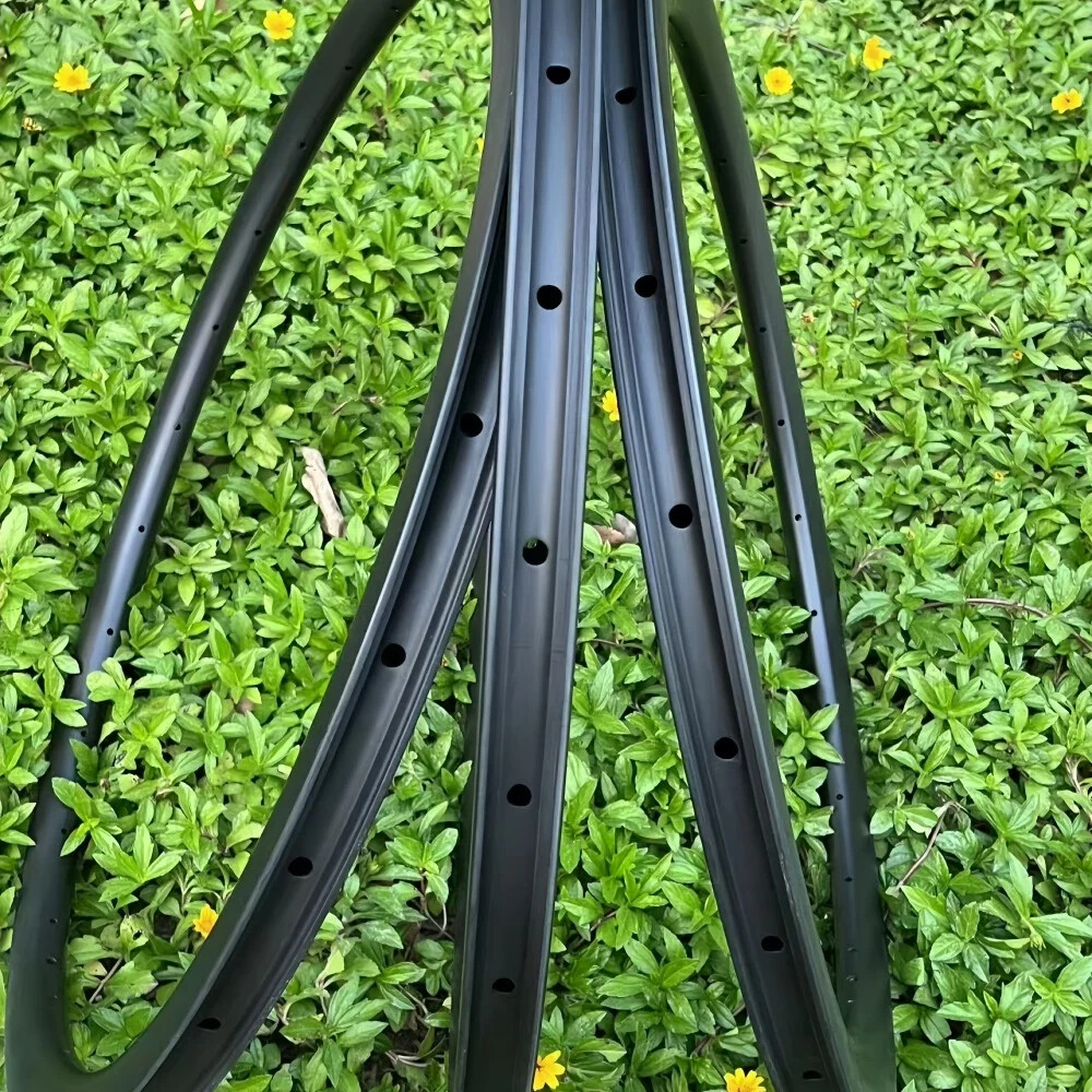 700C Super Light Carbon Rims 30mm Wide 55mm Depth Tubeless/Hookless 24 28 Holes