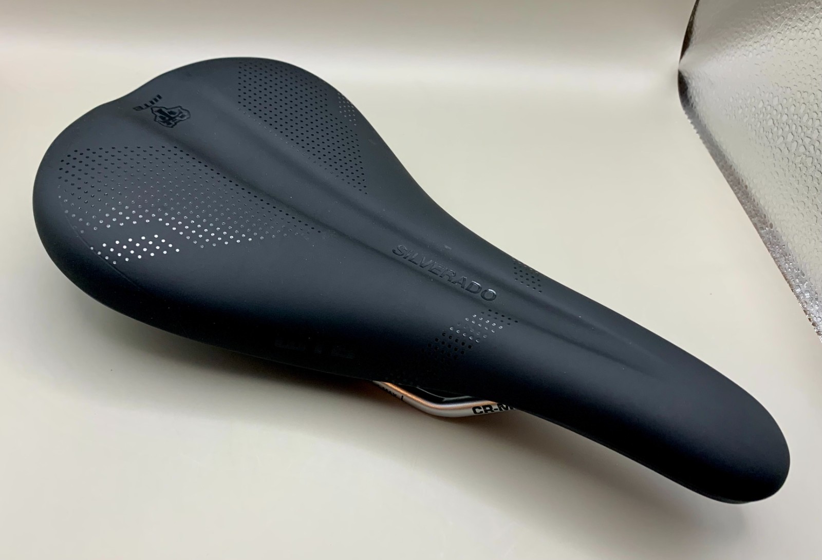 WTB Silverado Fusion CrMo 142 Bike Saddle New Take-Off