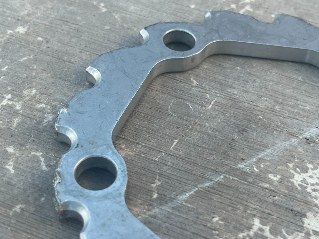 Unbranded Alloy Buzzsaw Chainring Chainguard | 94 BCD / 28T / VGC