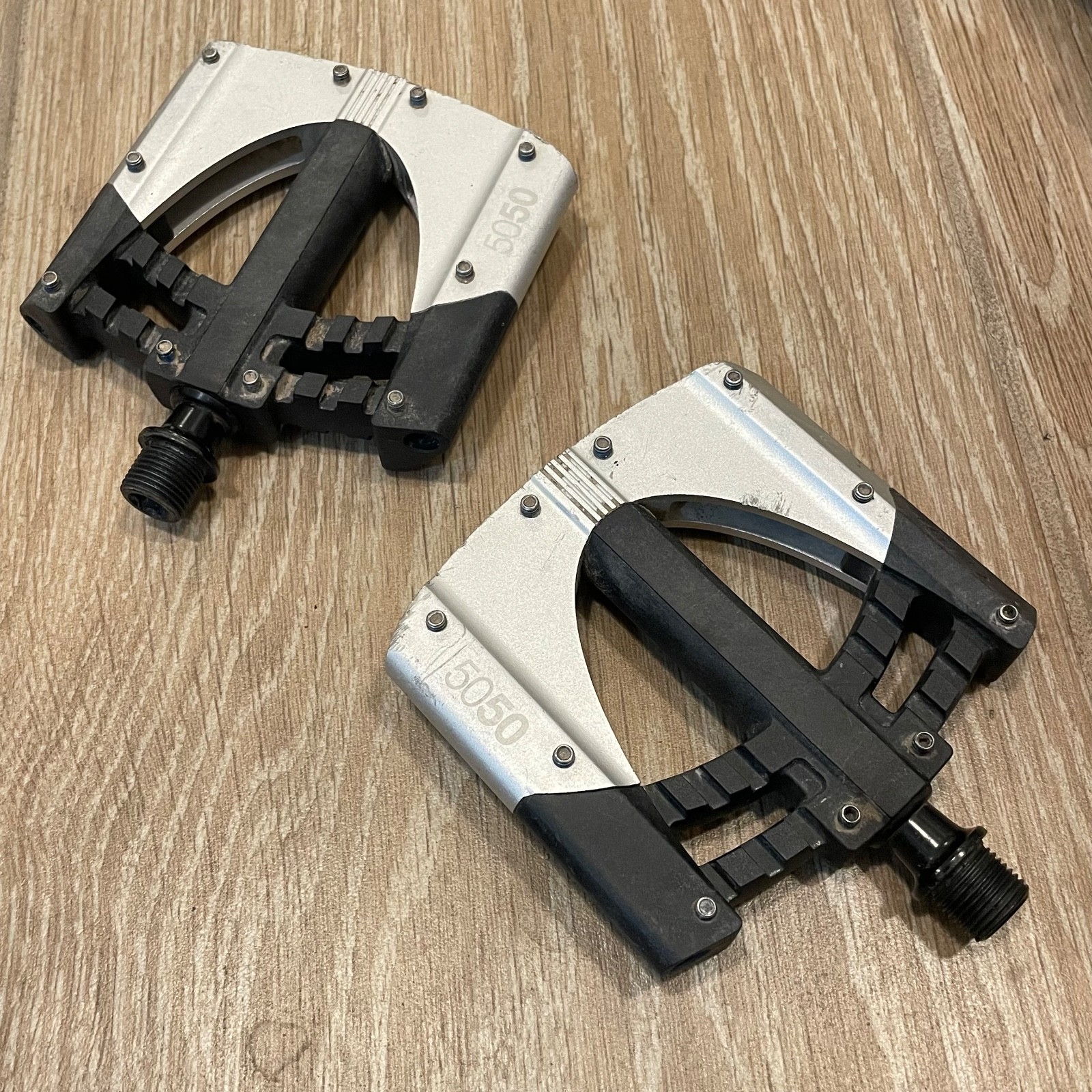 Crankbrothers 5050 2 Platform Pedals MTB DH Freeride Silver Black Aluminum