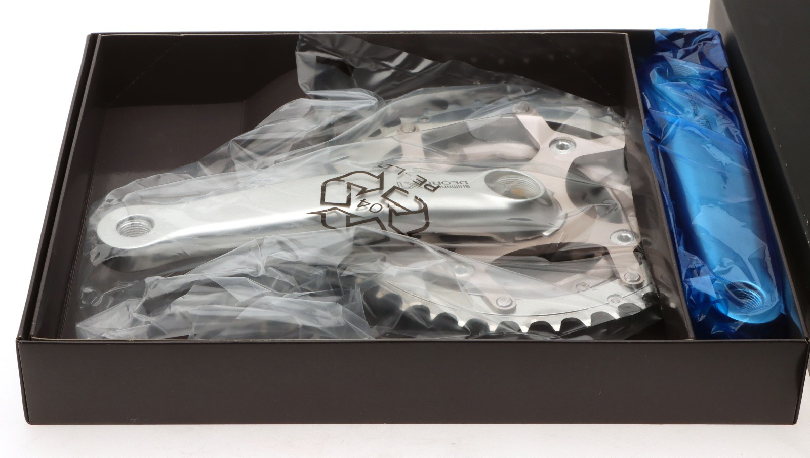 Shimano Deore XT FC-M739 8 Speed Crankset JIS 165mm Silver 223242 NOS NEW NIB