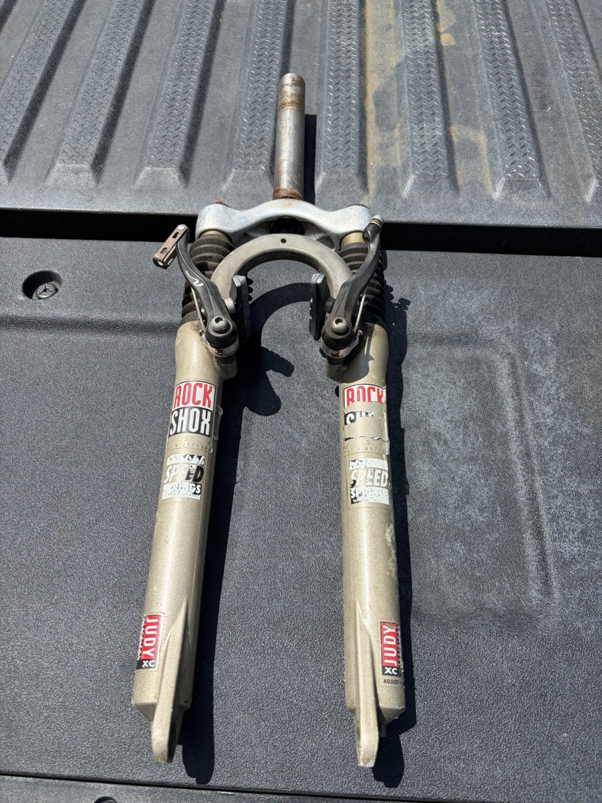 vintage RockShox Judy XC suspension fork 1990s.