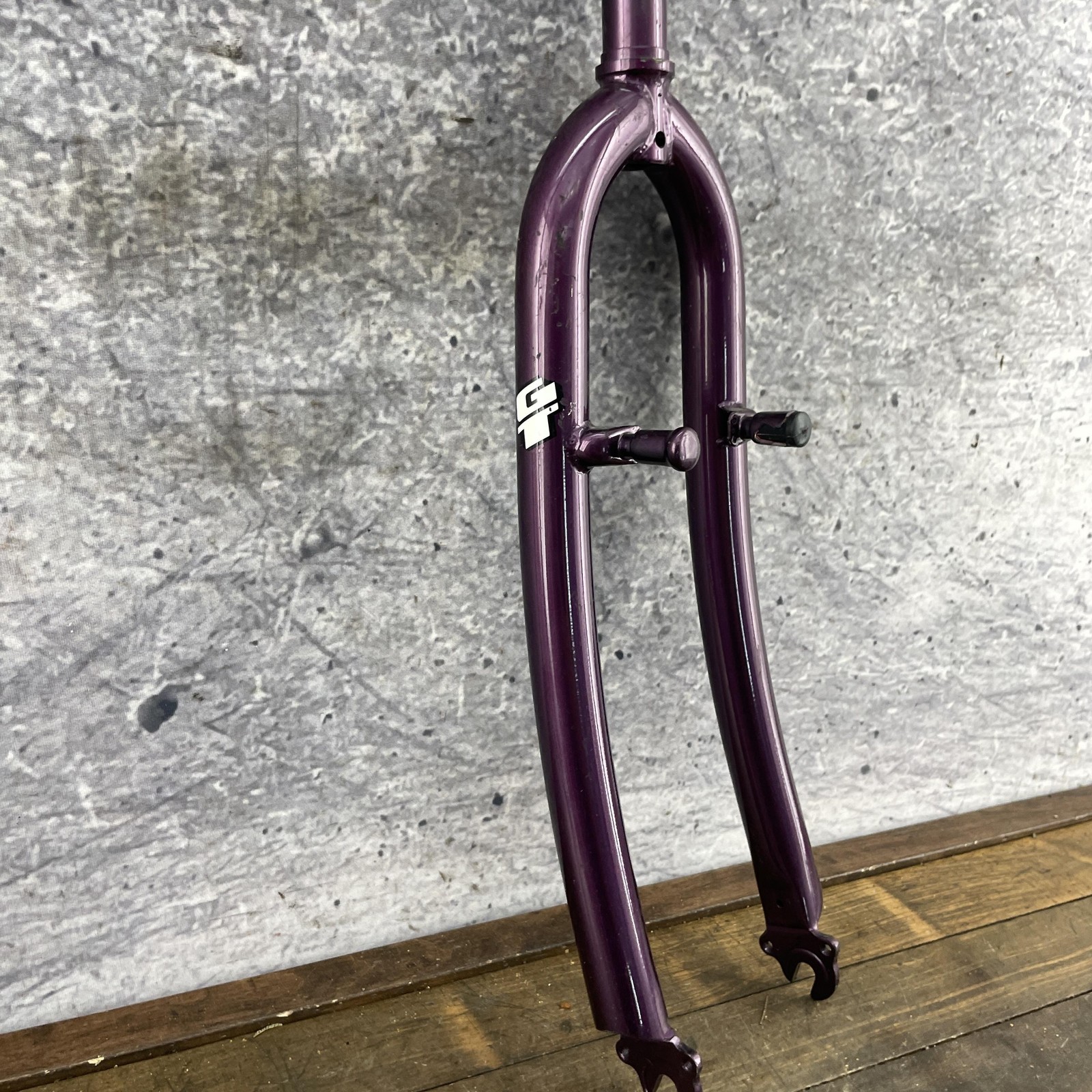 Vintage GT Mountain Bike Fork 26in SHORT 1 inch Threaded Canti Purple Steel 80s