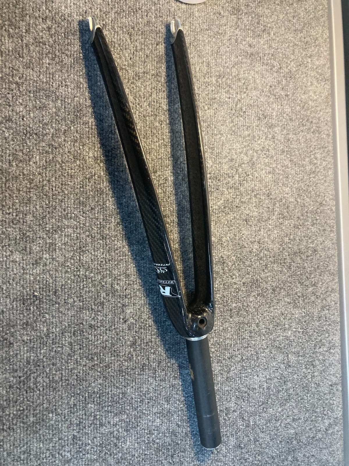 Reynolds Ouzo Pro Fork 700c Integrated 1-1/8” Threadless Carbon Steer 162mm Tube