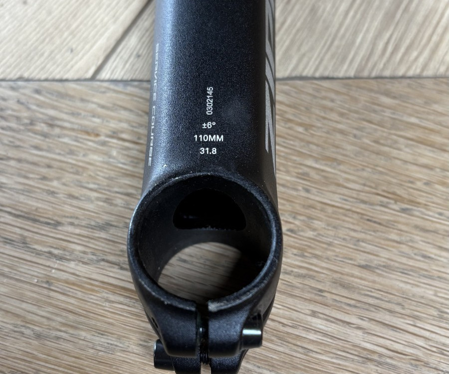 Zipp Service Course Stem 110mm 31.8 Clamp +/-6* 1-1/8″ Alloy Black