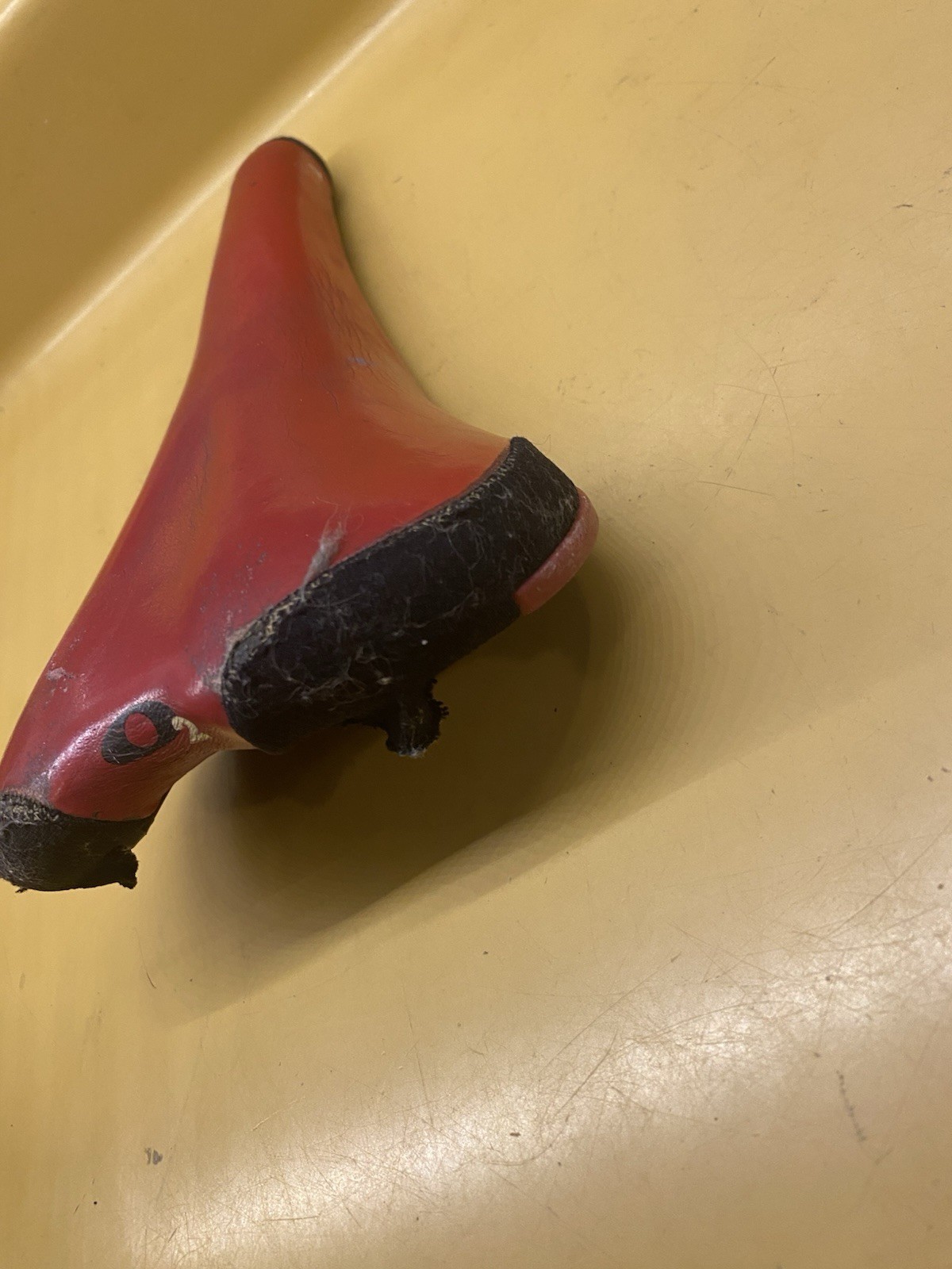 Red Avocet O2 Air 270mm x 145mm Titanium Rail Saddle