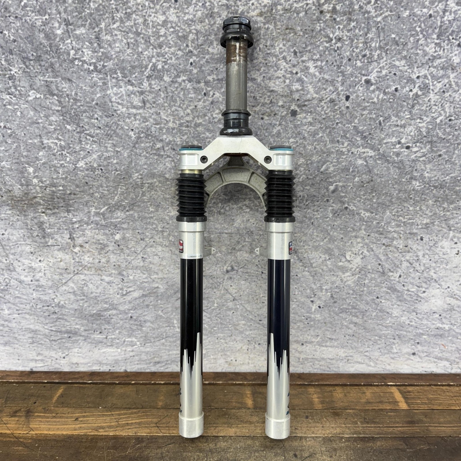 Vintage Manitou 4 Suspension Fork 26 1 1/8 In Threaded Canti USA PARTS Repair